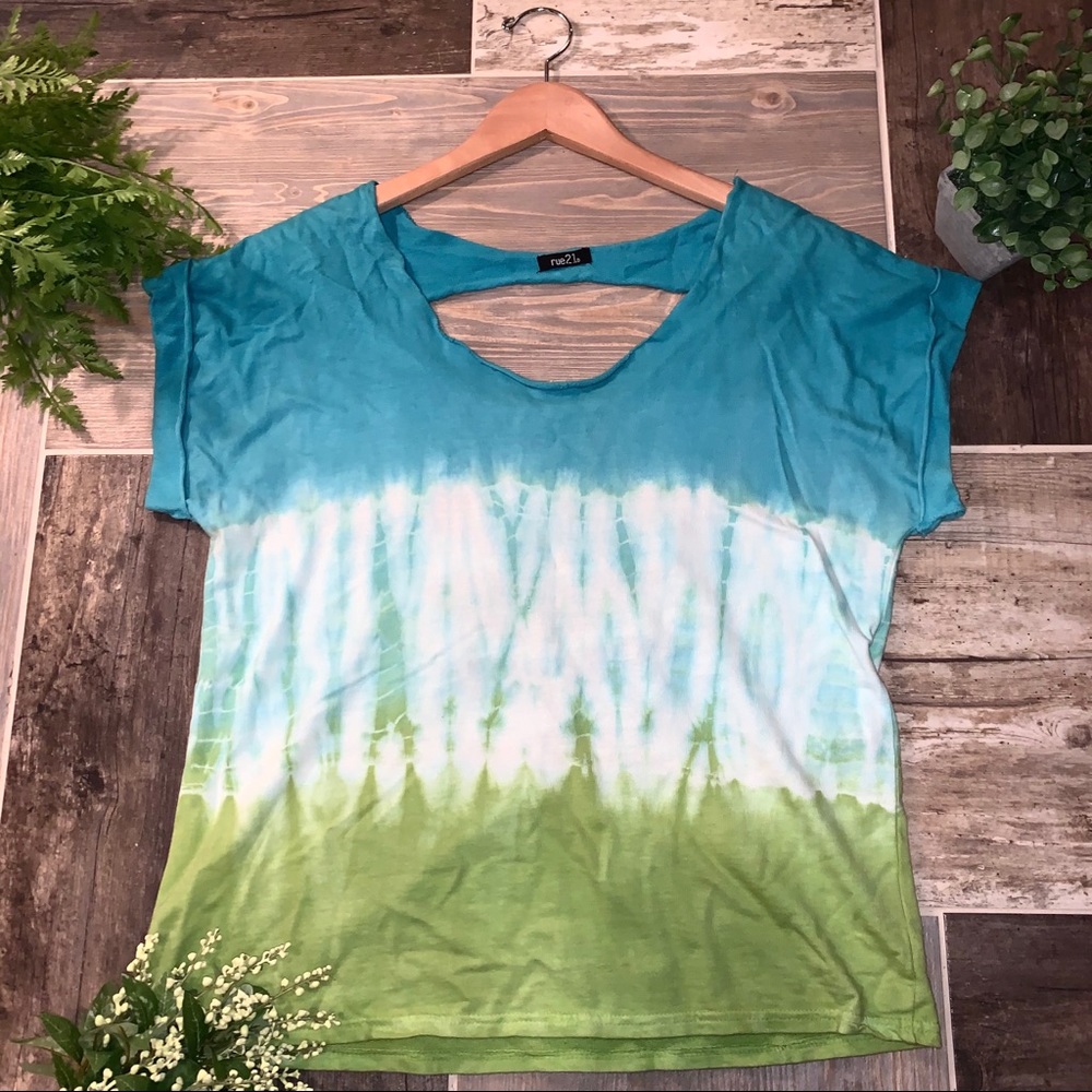 🌸Rue21 Open Back Tye Dye Top
